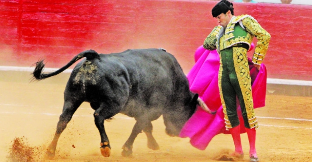 Cierran plaza de toros en Quito para convertirla en un centro de eventos para la familia